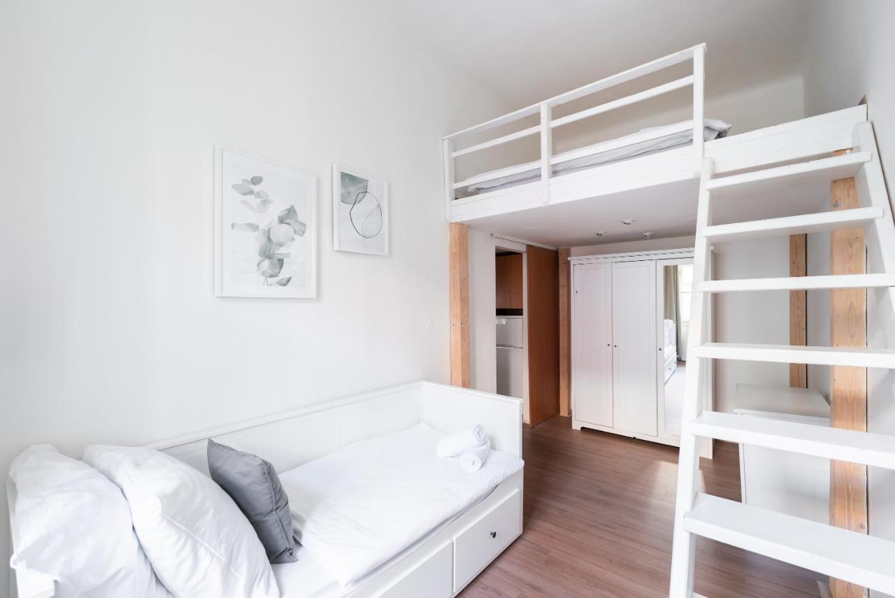Budget Reznicka apartment Prag Exteriör bild